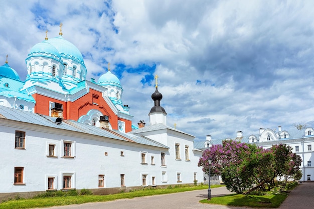 Monastero di Valaam della Carelia in Russia. Si trova su un'isola sul lago Lagoda