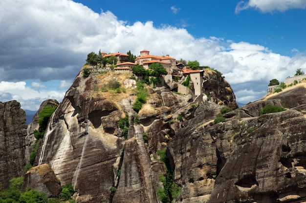 Monastero in cima alla roccia a Meteora, Grecia