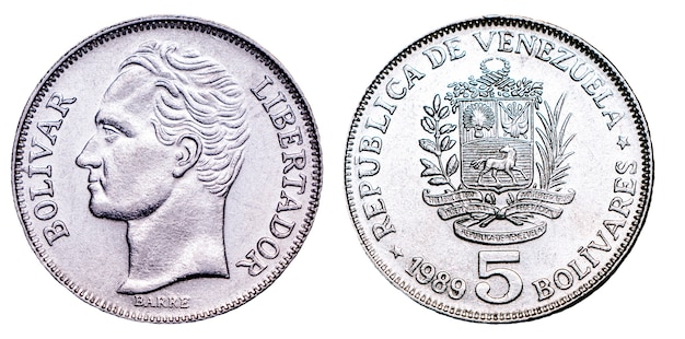 Moneta venezuelana cinque Bolivar 1989. Testa di Simon Bolivar, argento. Concetto per il design.