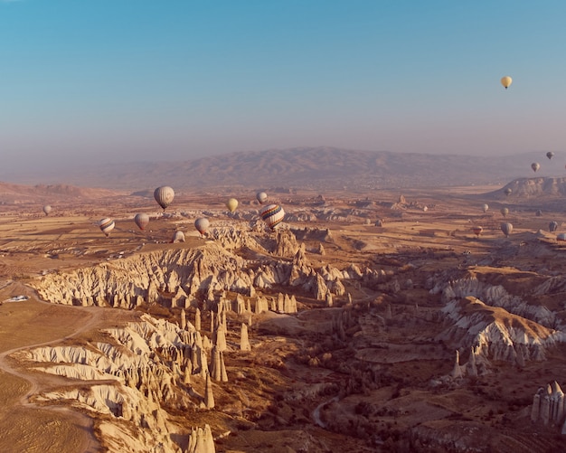 Mongolfiera in Cappadocia all'alba