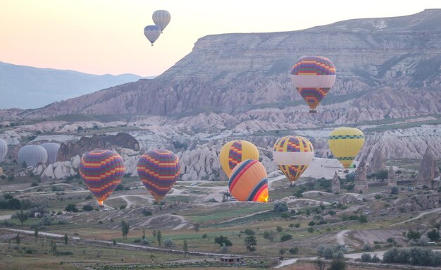 Mongolfiere nelle valli della Cappadocia