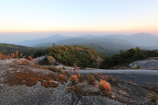 Montagna al tramonto