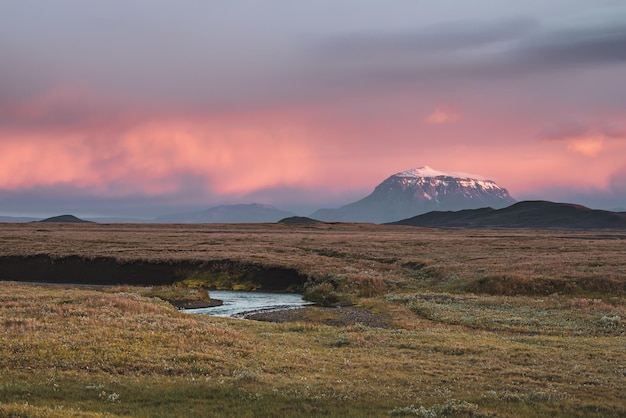 Montagna al tramonto