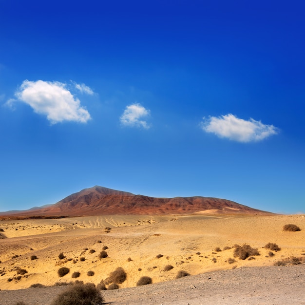 Montagna d&#39;Ajaches a Lanzarote Punta Papagayo