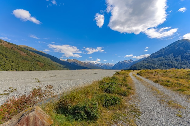 Montagna delle Alpi alpine meridionali all'Arthur's Pass National Park Nuova Zelanda