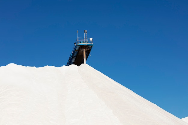 Montagna di sale bianco