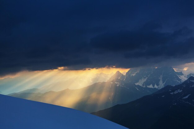 montagne del Caucaso