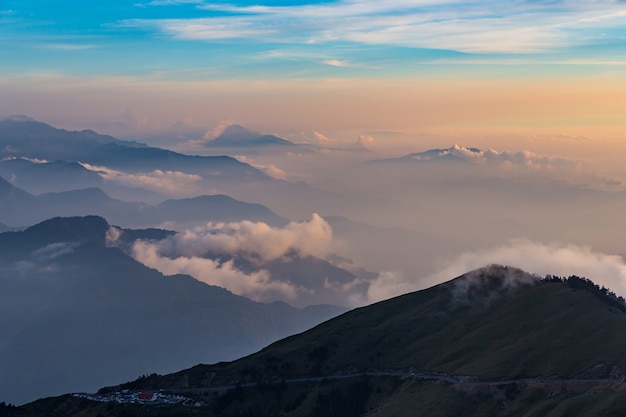 Montagne e bella natura in Hehuanshan Taiwan