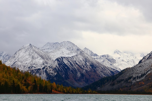 montagne neve altai paesaggio, sfondo neve picco vista