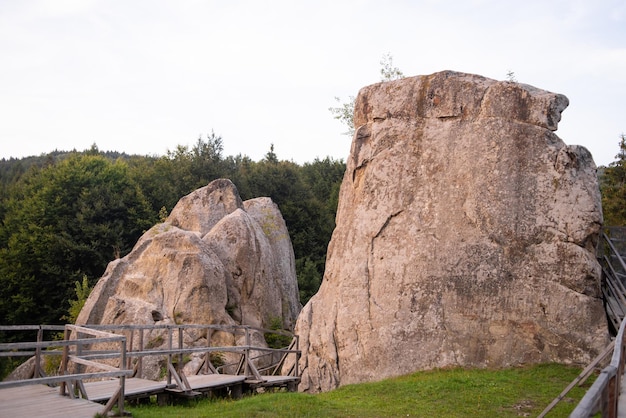 Montagne Rocciose Paesaggio bella natura europea. Parco Nazionale