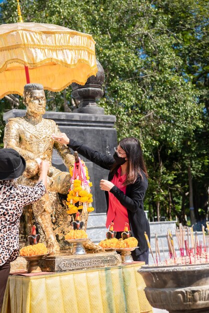 Monumento a Don Chedi a Suphanburi