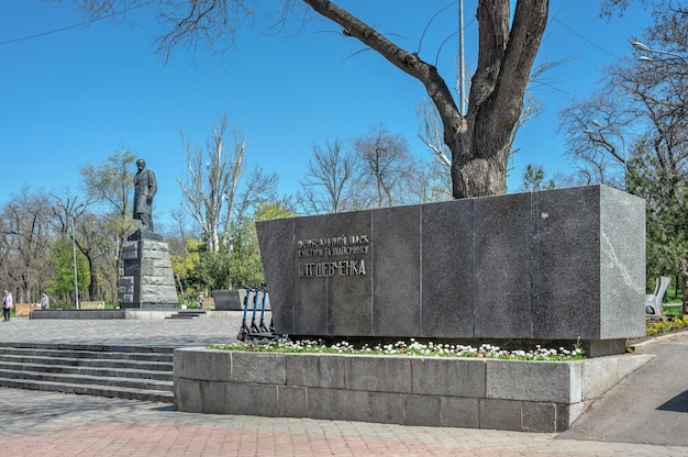 Monumento a Taras Shevchenko a Odessa Ucraina