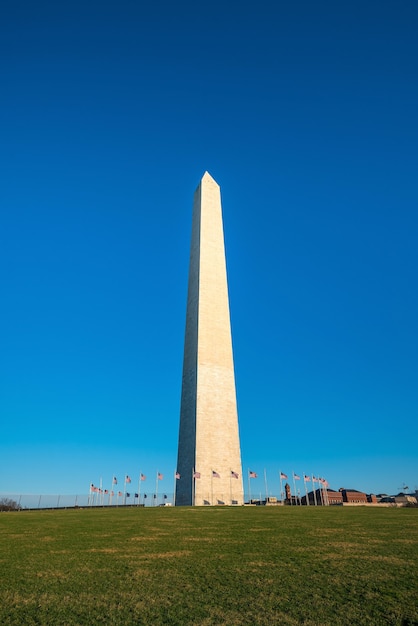 Monumento a Washington a Washington, DC con cielo blu