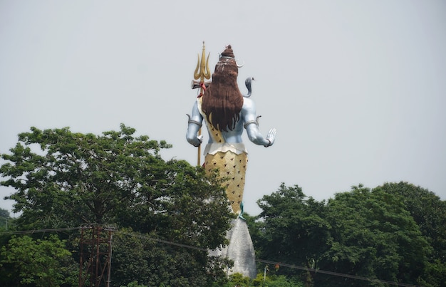 Monumento alla statua di Lord Shiva a Haridwar, Uttarakhand