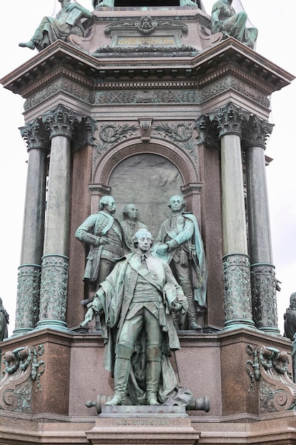 Monumento dell'imperatrice Maria Theresia a Vienna Austria