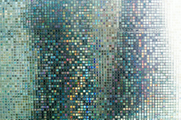 Mosaico di vetro in bagno.