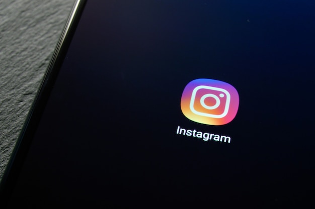 Mosca, Russia - 12 marzo 2021: Applicazione Instagram sullo schermo dello smartphone.