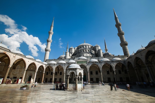 Moschea Blu o Sultanahmet all'aperto nella città di Istanbul in Turchia