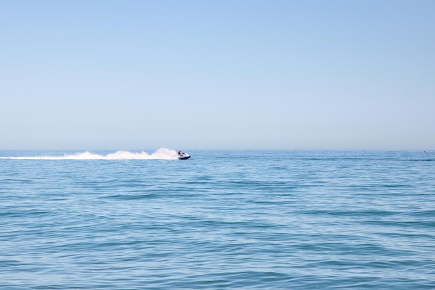 Moto d'acqua in mare