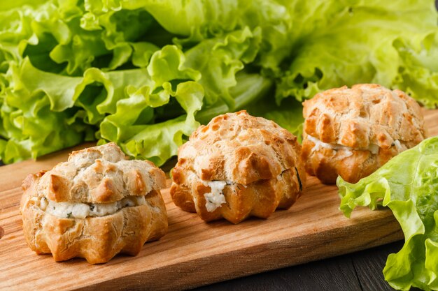 Muffin di patate con carne di pollo e formaggio