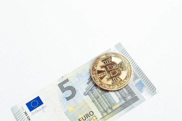 Multi Euro Dolar cash Diversi tipi di banconote bitcoin di nuova generazione