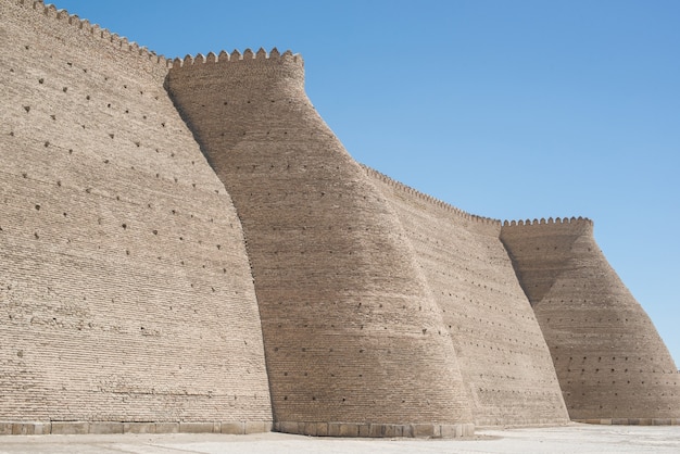 Mura storiche della fortezza dell'Arca a Bukhara, Asia centrale