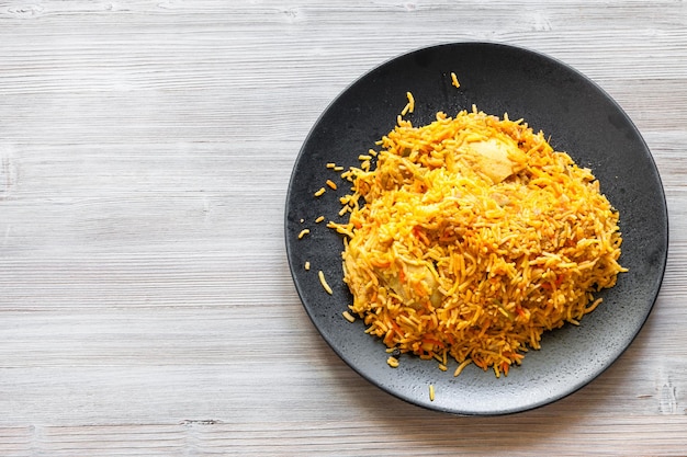 Murg Sindh Biriyani pulao di pollo speziato