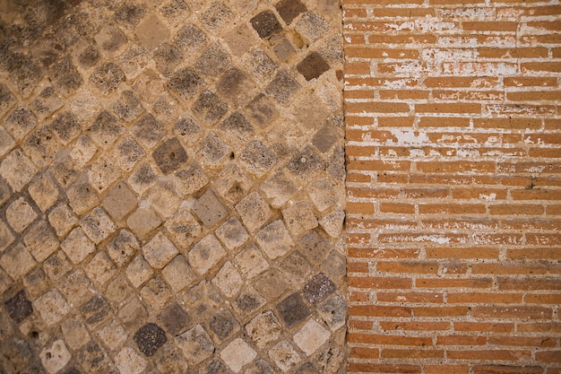 Muro di una casa nell'antica città di Pompei Vecchia muratura di valore storico L'Italia antica