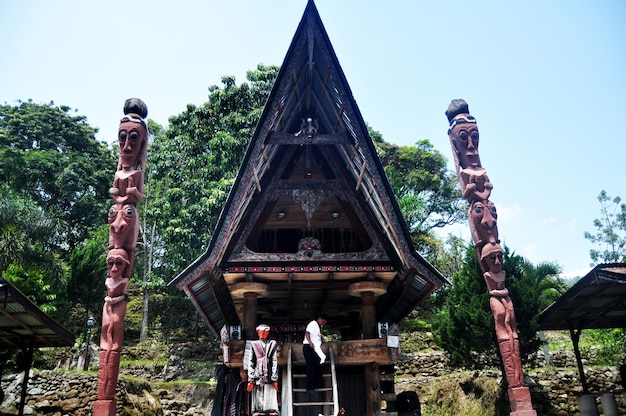 Museo Huta Bolon Simanindo e antica casa di indonesiano per indonesiani e viaggiatori stranieri visitano Tomok a Samosir a Sumatera Utara il 31 marzo 2016 nel nord di Sumatra Indonesia