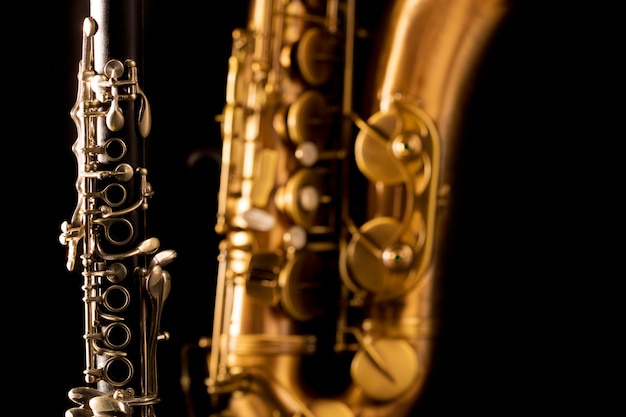 Musica classica Sax sax tenore e clarinetto in nero