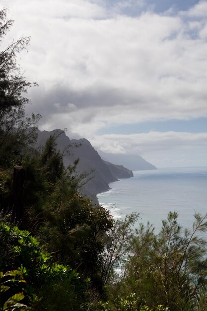 Na Pali su Kauai dal sentiero