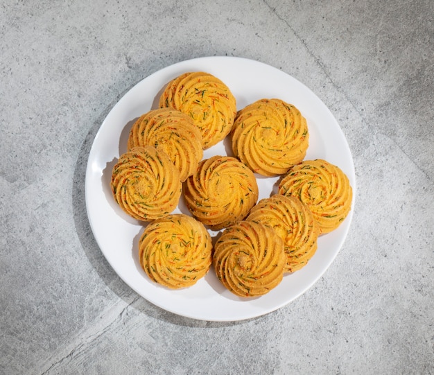 Nankhatai o biscotti dolci indiani dell'alimento