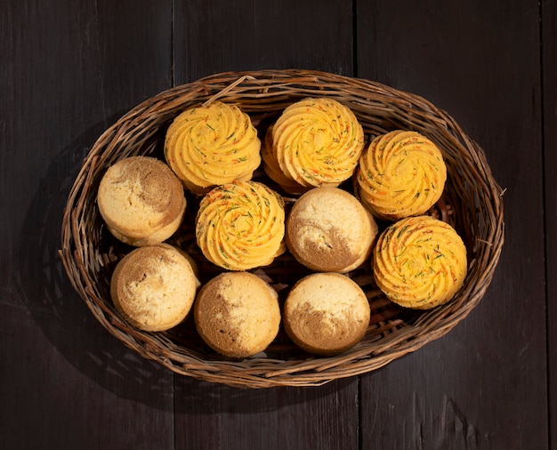 Nankhatai o biscotti dolci indiani dell'alimento