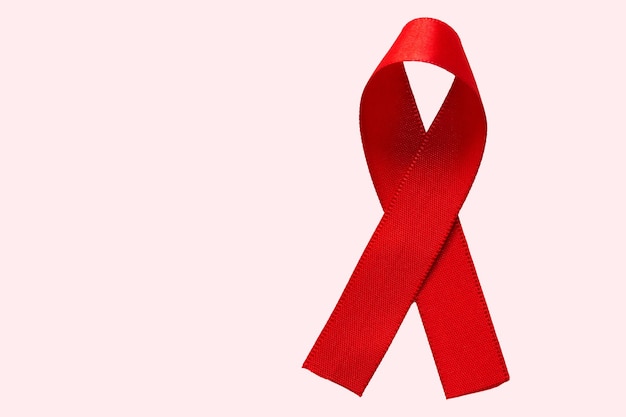 Nastro rosso rosso Maggio Campagna di sensibilizzazione sulla prevenzione del cancro orale