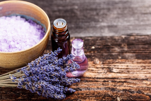 Natura morta con lavanda