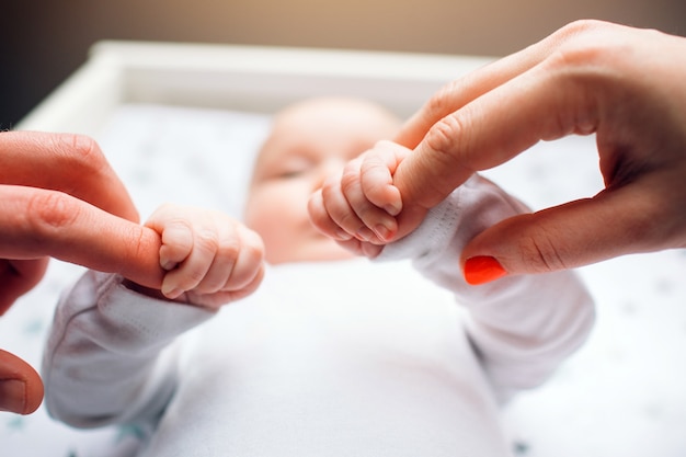 Neonato nella scuola materna