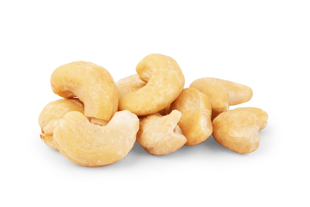 Noci cashew isolato sul bianco