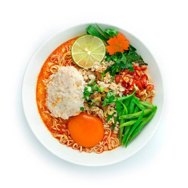 Noodles istantanei con Tom Yum Soup Creamy Spicy