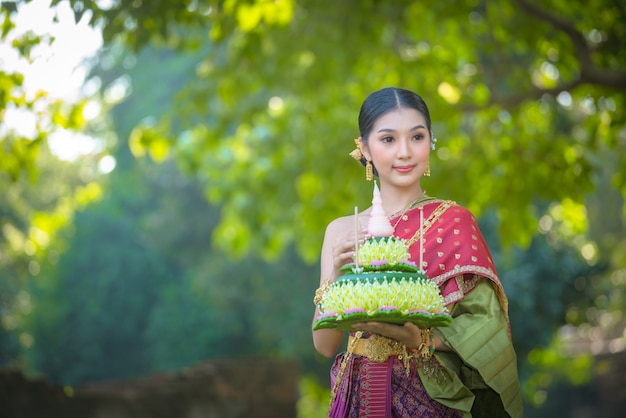 Noppamas Queen Contest in Loy kratong