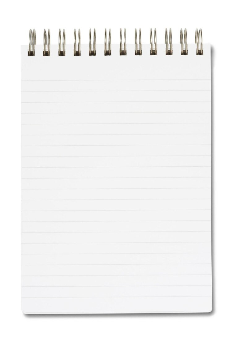 Notebook vuoto su bianco