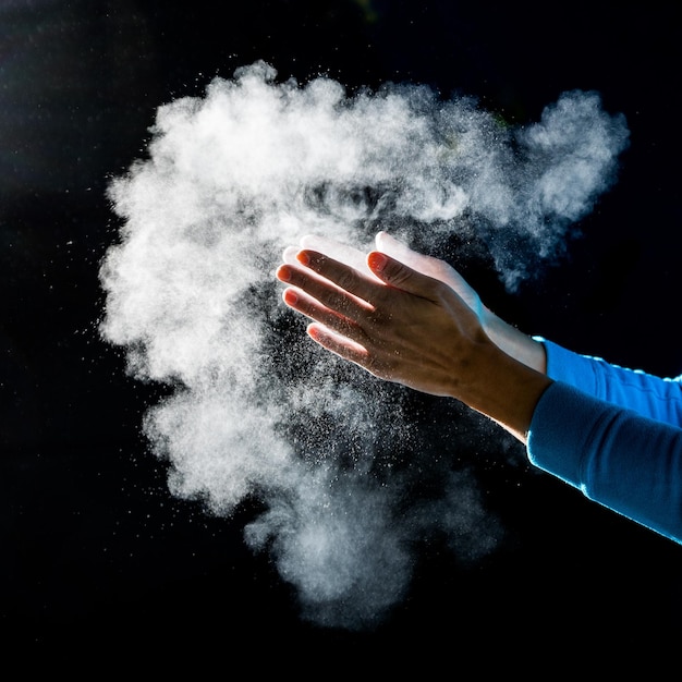 Nube di polvere di magnesio rampicante