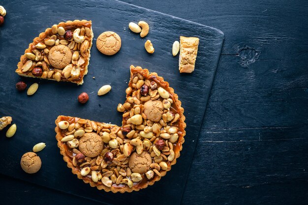 Nutcake Vista dall'alto Spazio libero per il testo Su uno sfondo di legno