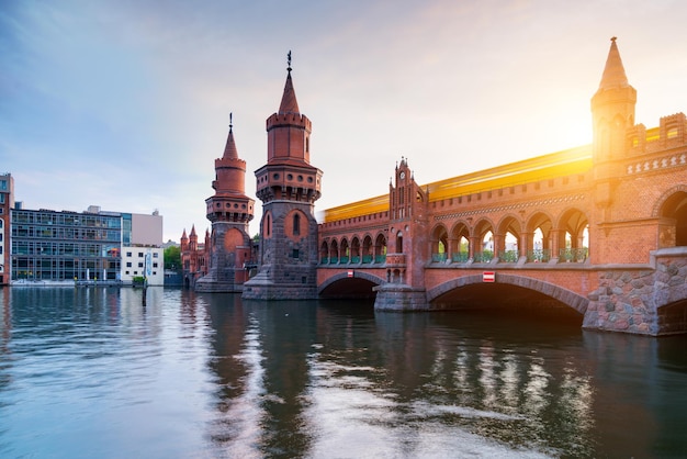 Oberbaumbridge, Berlino, Germania