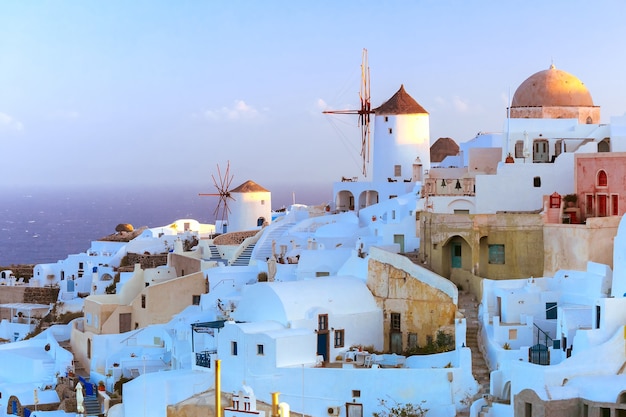 Oia al tramonto, Santorini, Grecia