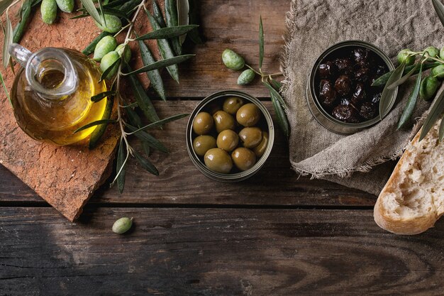 Olive con pane e olio