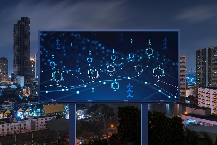 Ologramma del flusso di informazioni sul cartellone stradale panorama notturno della città di Bangkok Il più grande centro tecnologico del sud-est asiatico Il concetto di scienza della programmazione