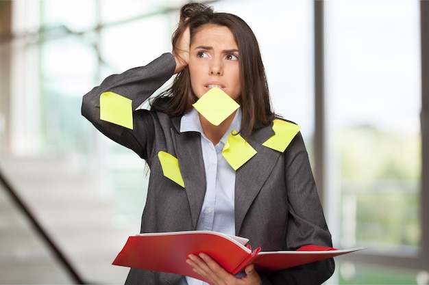 Organizzatore personale pianificazione donne nota adesiva confusione manager blocco note
