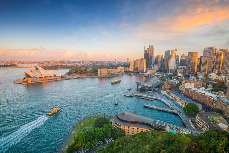 Foto orizzonte del centro di sydney in australia dalla vista dall'alto al crepuscolo