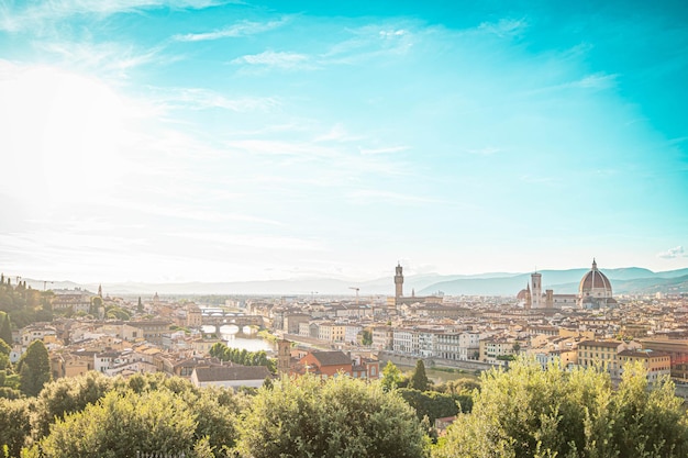 Orizzonte di Firenze con il tramonto con la cattedrale di Santa Maria del Fiore