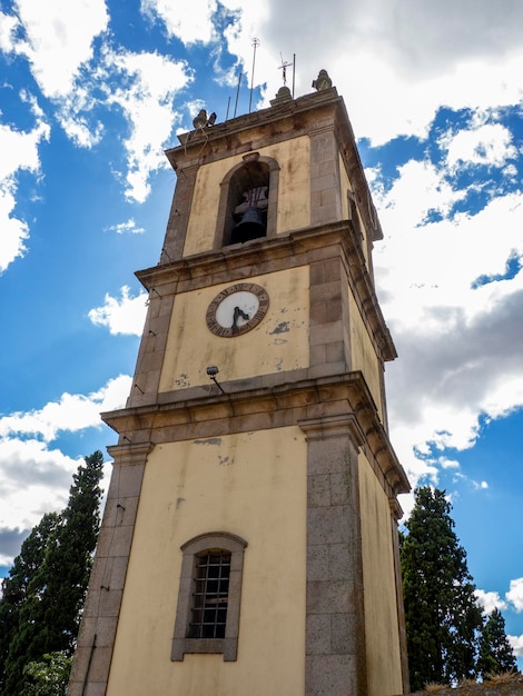 Orologio a torre del villaggio storico di Almeida Portogallo